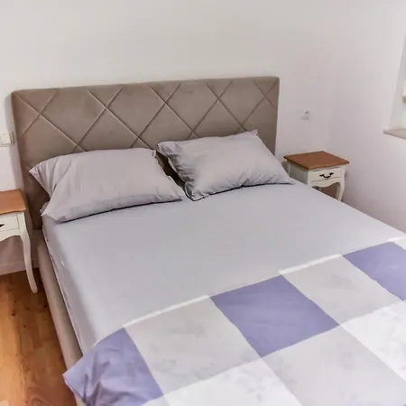 One Bedroom شقة موستار