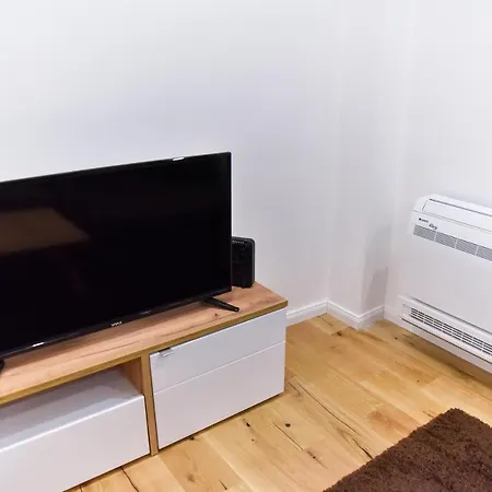 Apartment One Bedroom *